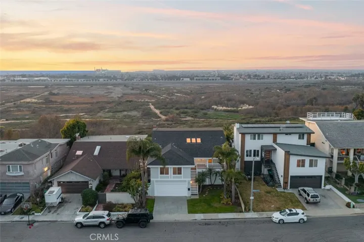 1861 Parkview Circle, Costa Mesa, California 92627