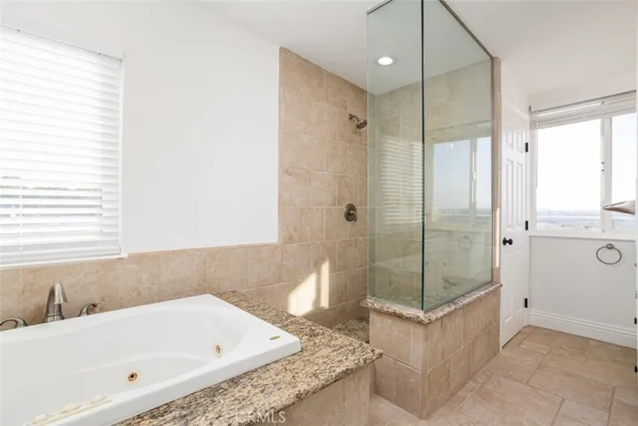 1861 Parkview Circle, Costa Mesa, California 92627