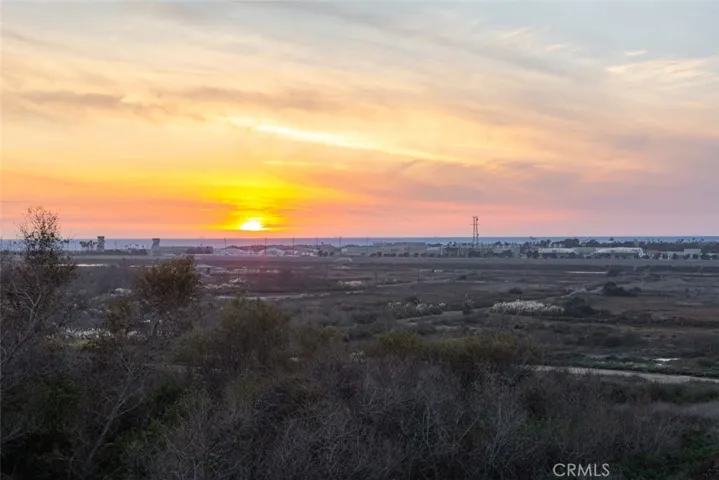1861 Parkview Circle, Costa Mesa, California 92627