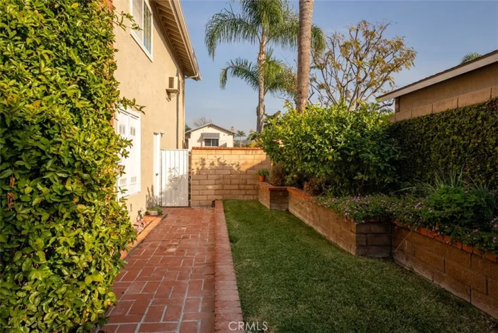201 S Calle Diaz, Anaheim Hills, California 92807