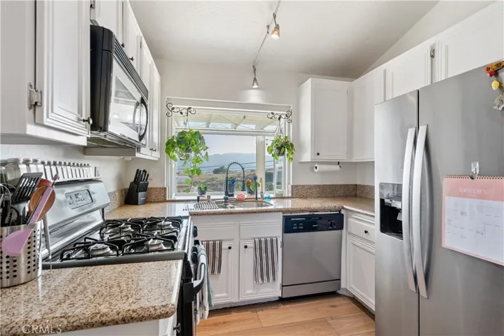 9115 Fallbrook Canyon Drive, Corona, California 92883