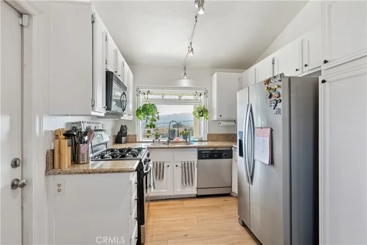 9115 Fallbrook Canyon Drive, Corona, California 92883