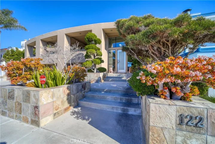 122 Florin Street, Pismo Beach, California 93449