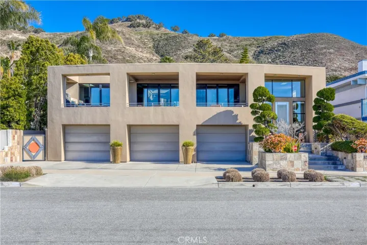 122 Florin Street, Pismo Beach, California 93449