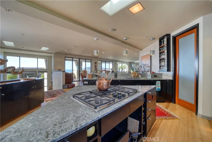 122 Florin Street, Pismo Beach, California 93449