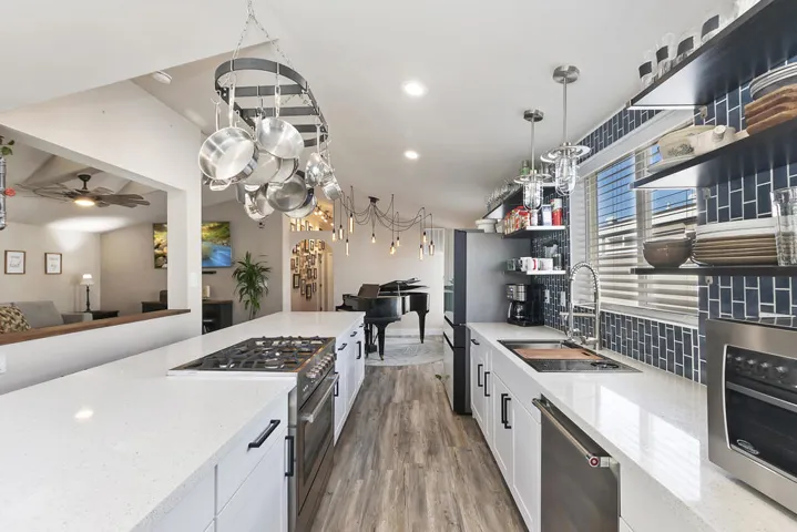 014_Kitchen