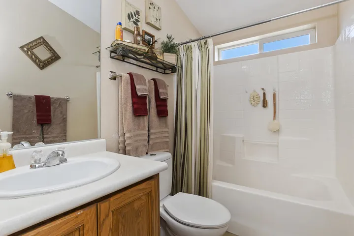 025_Bathroom