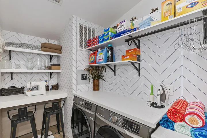 026_Laundry room