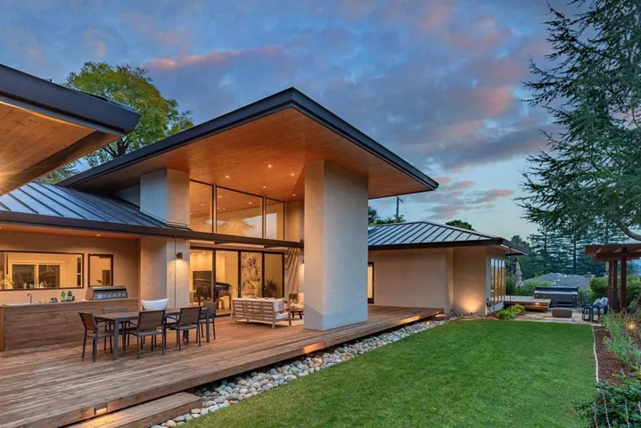 353 Costello Drive, Los Altos, California 94024