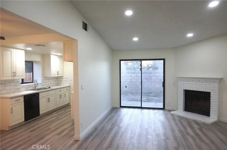 1007 Angela Court, Lancaster, California 93535