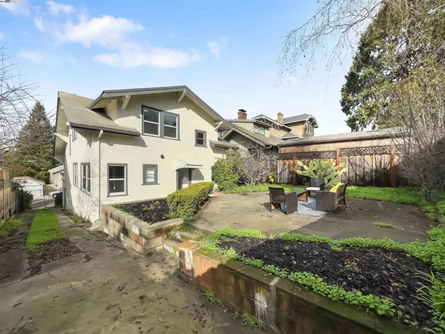520 Jean St, Oakland, California 94610