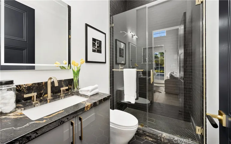 20511 Wells Drive, Woodland Hills, California 91364