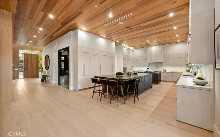 20511 Wells Drive, Woodland Hills, California 91364