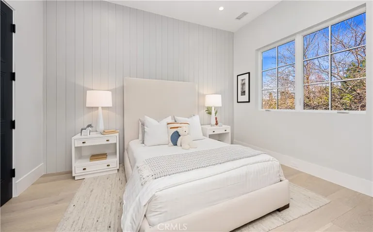 20511 Wells Drive, Woodland Hills, California 91364