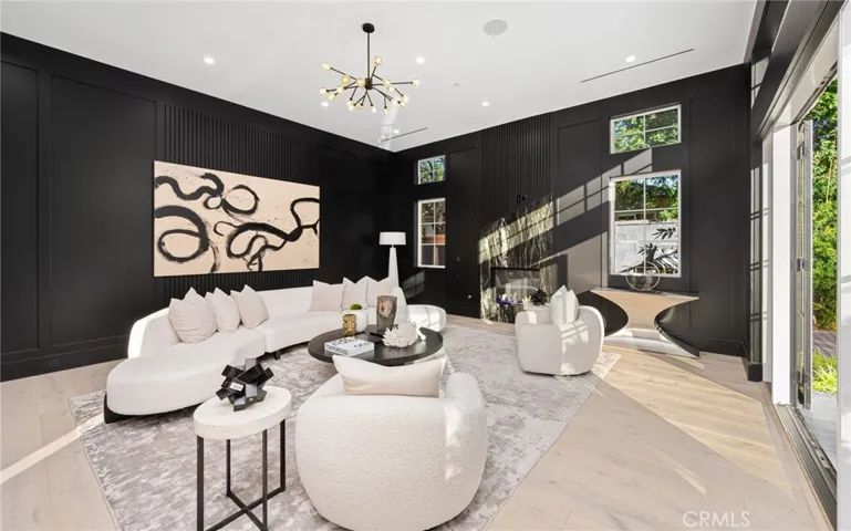20511 Wells Drive, Woodland Hills, California 91364