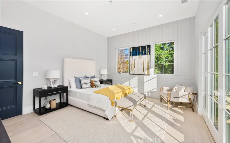 20511 Wells Drive, Woodland Hills, California 91364