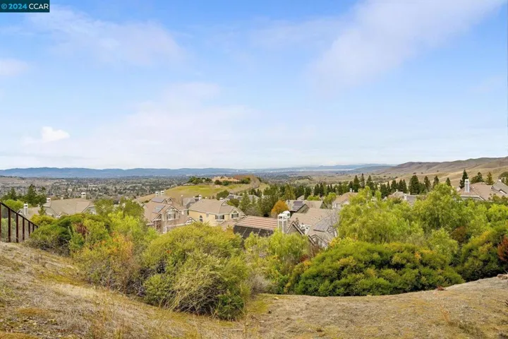 66 Antelope Ct, Clayton, California 94517
