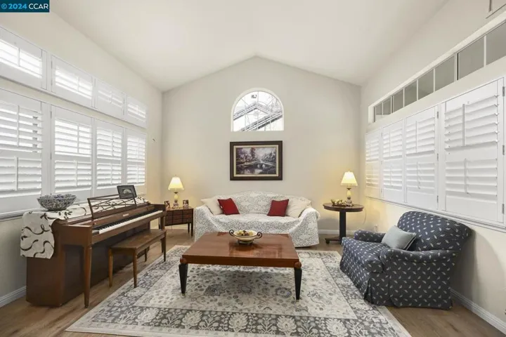 66 Antelope Ct, Clayton, California 94517