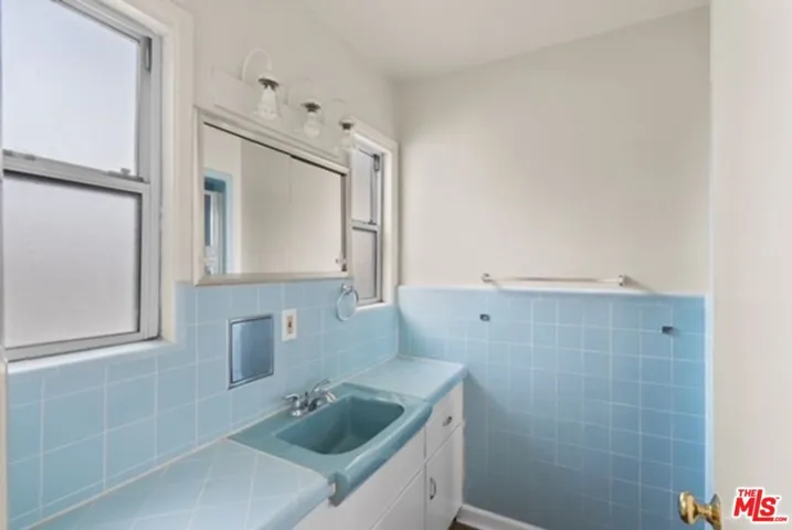 1350 W 20th Street, San Pedro, California 90732