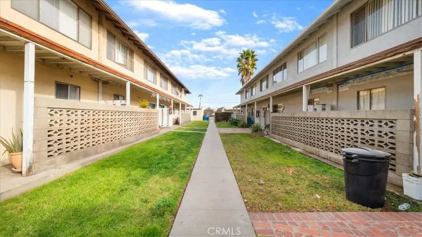 880 N Campus Avenue, Upland, California 91786