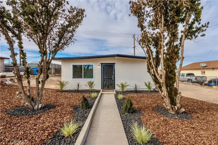 330 N Muriel Drive, Barstow, California 92311