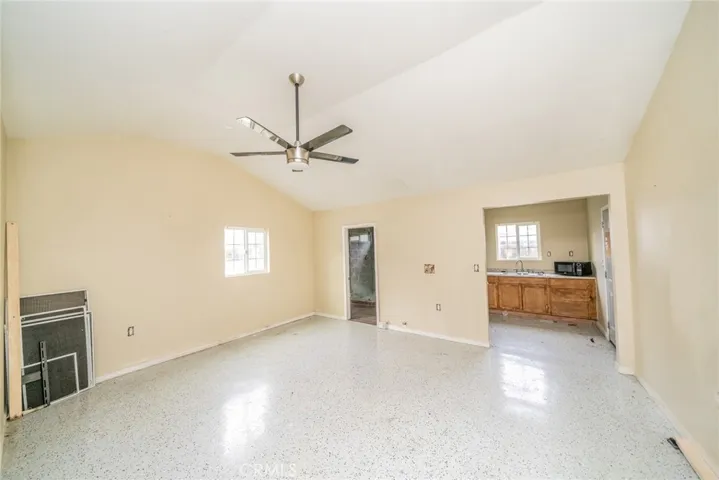 3234 N Pershing Avenue, San Bernardino, California 92405