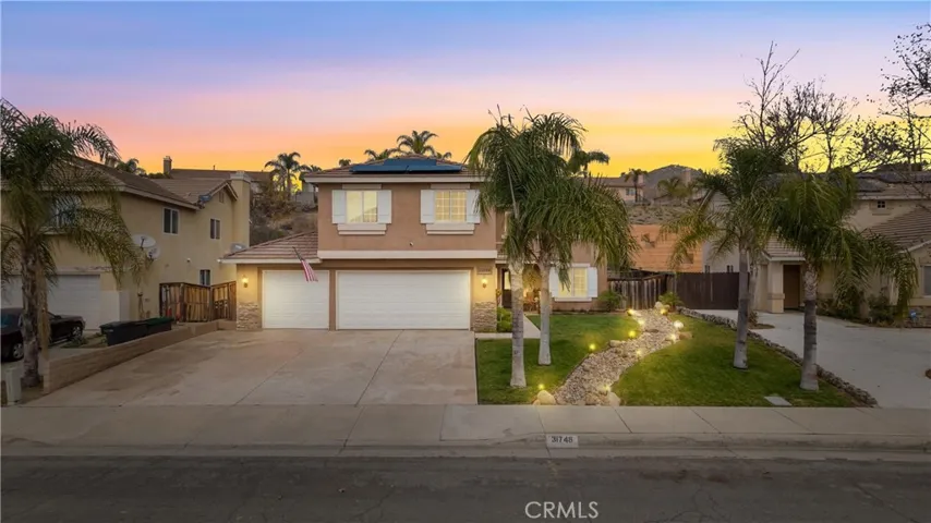Gorgeous Canyon Estates 4bed/3bath, Loft, 3CarGarage