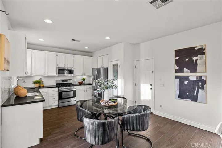 12 Plushstone, Rancho Santa Margarita, California 92688