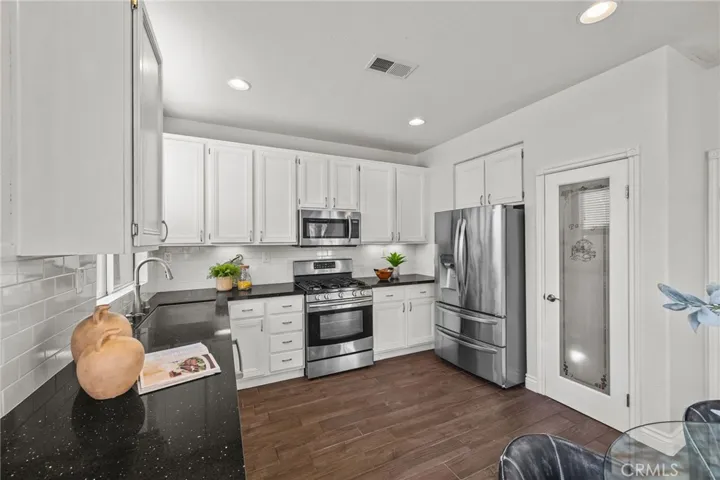 12 Plushstone, Rancho Santa Margarita, California 92688