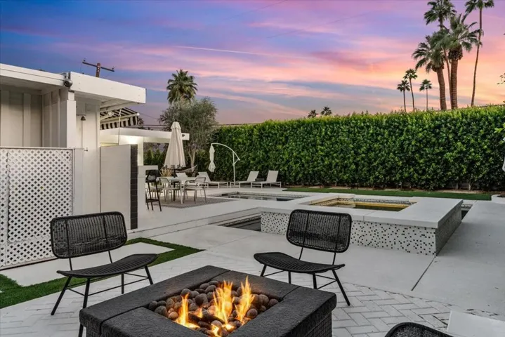 LIVMORE- Night Backyard-FirePlace-LastNi