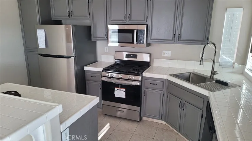 Kitchen with Brand New Appliances