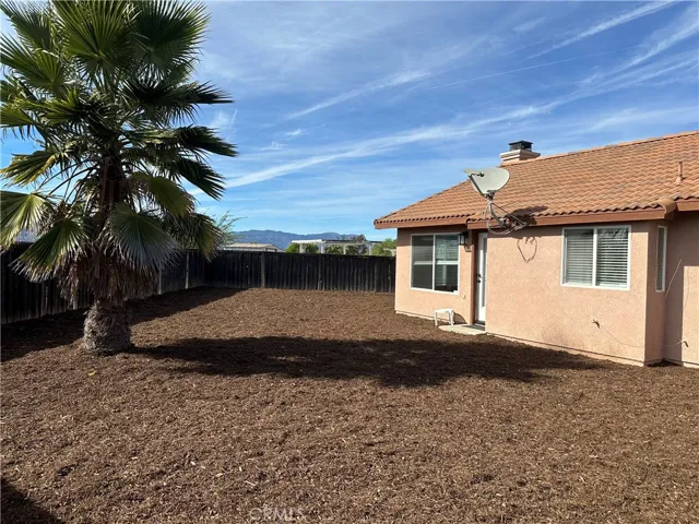 EXPANSIVE USABLE BACKYARD LOT