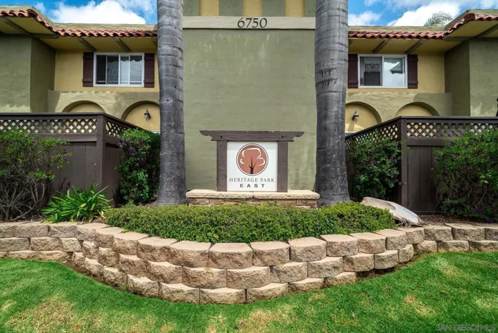 6750 Beadnell Way 54, San Diego, California 92117