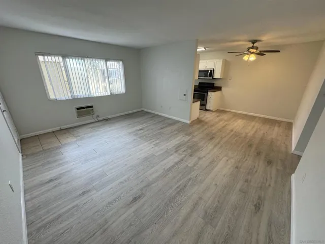 6750 Beadnell Way 54, San Diego, California 92117