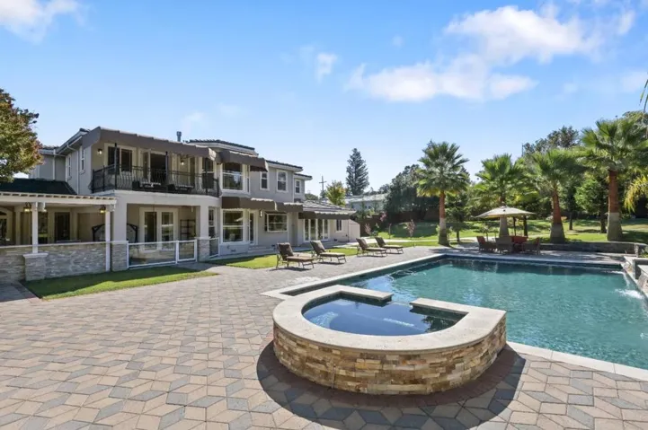 14545 Fruitvale Avenue, Saratoga, California 95070