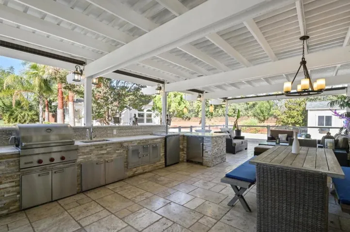 14545 Fruitvale Avenue, Saratoga, California 95070