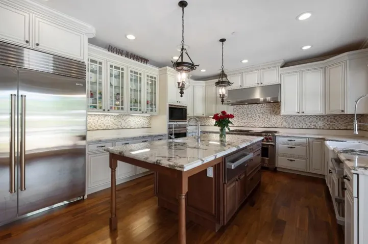 14545 Fruitvale Avenue, Saratoga, California 95070