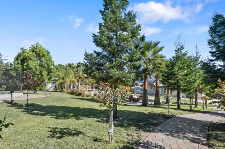 14545 Fruitvale Avenue, Saratoga, California 95070