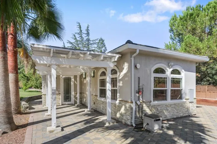 14545 Fruitvale Avenue, Saratoga, California 95070