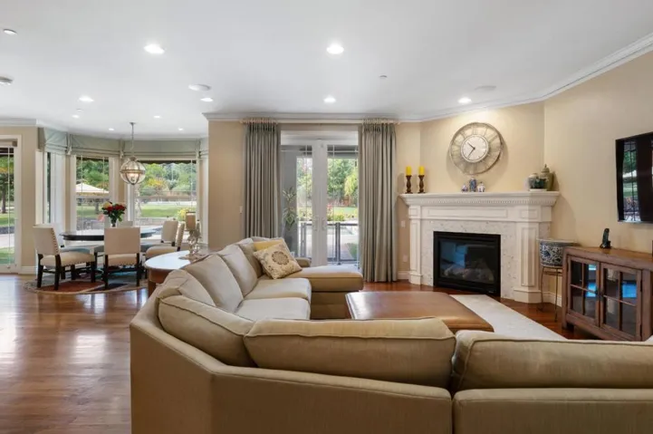 14545 Fruitvale Avenue, Saratoga, California 95070