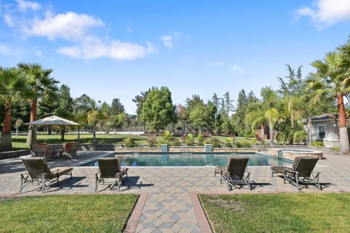 14545 Fruitvale Avenue, Saratoga, California 95070