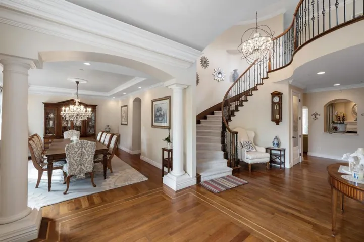 14545 Fruitvale Avenue, Saratoga, California 95070