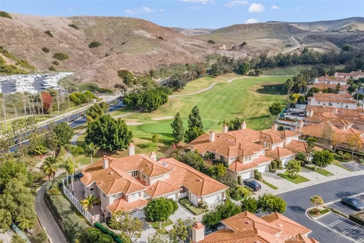 27791 Paseo Del Sol 15, San Juan Capistrano, California 92675