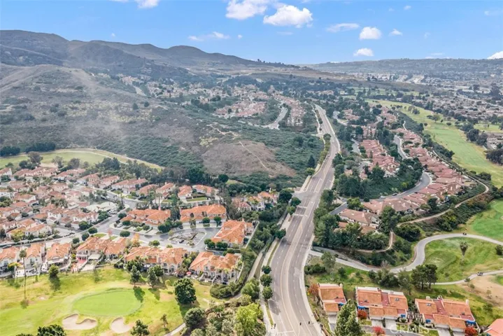 27791 Paseo Del Sol 15, San Juan Capistrano, California 92675