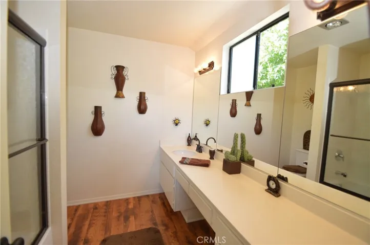 15111 Freeman Avenue 27, Lawndale, California 90260