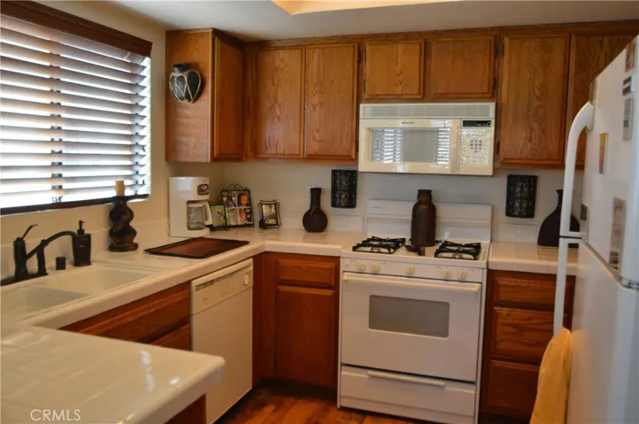 15111 Freeman Avenue 27, Lawndale, California 90260