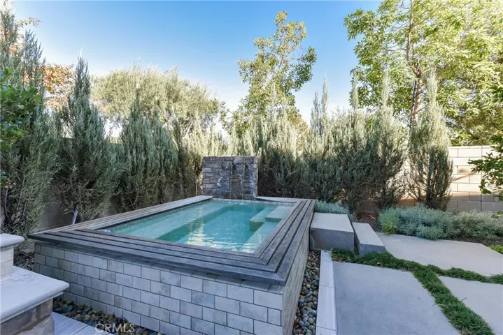 100 Swift, Irvine, California 92618