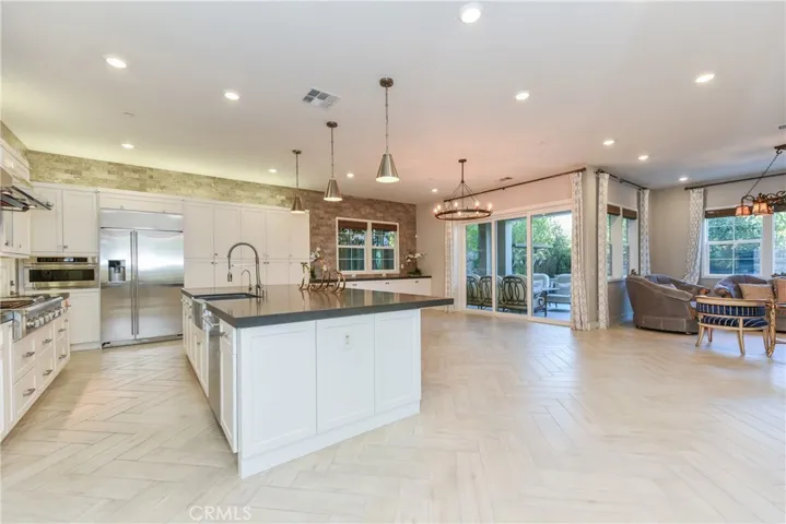 100 Swift, Irvine, California 92618