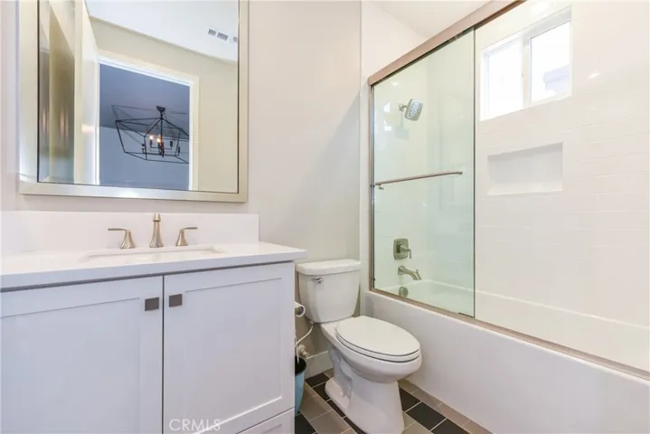 100 Swift, Irvine, California 92618