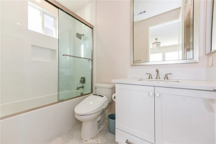 100 Swift, Irvine, California 92618